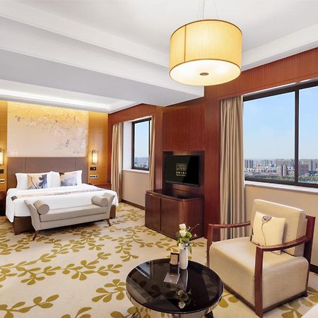 Enlux Hotel Jinan Extérieur photo