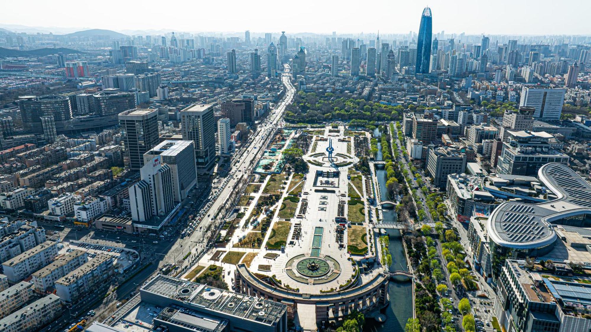Enlux Hotel Jinan Extérieur photo